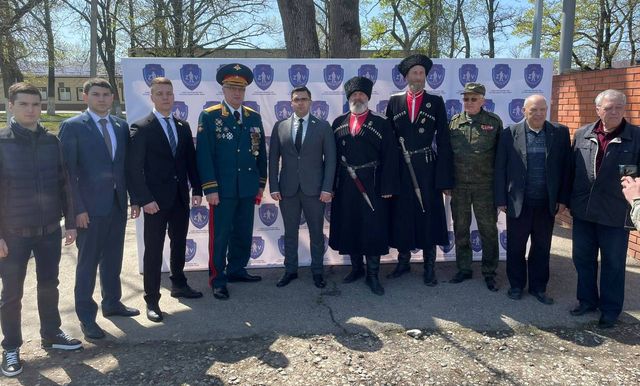 Артур Бахченян в воинской части